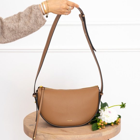 (AALLYN) Elara Leather Convertible Bag - Tobacco - Picture 2 of 9